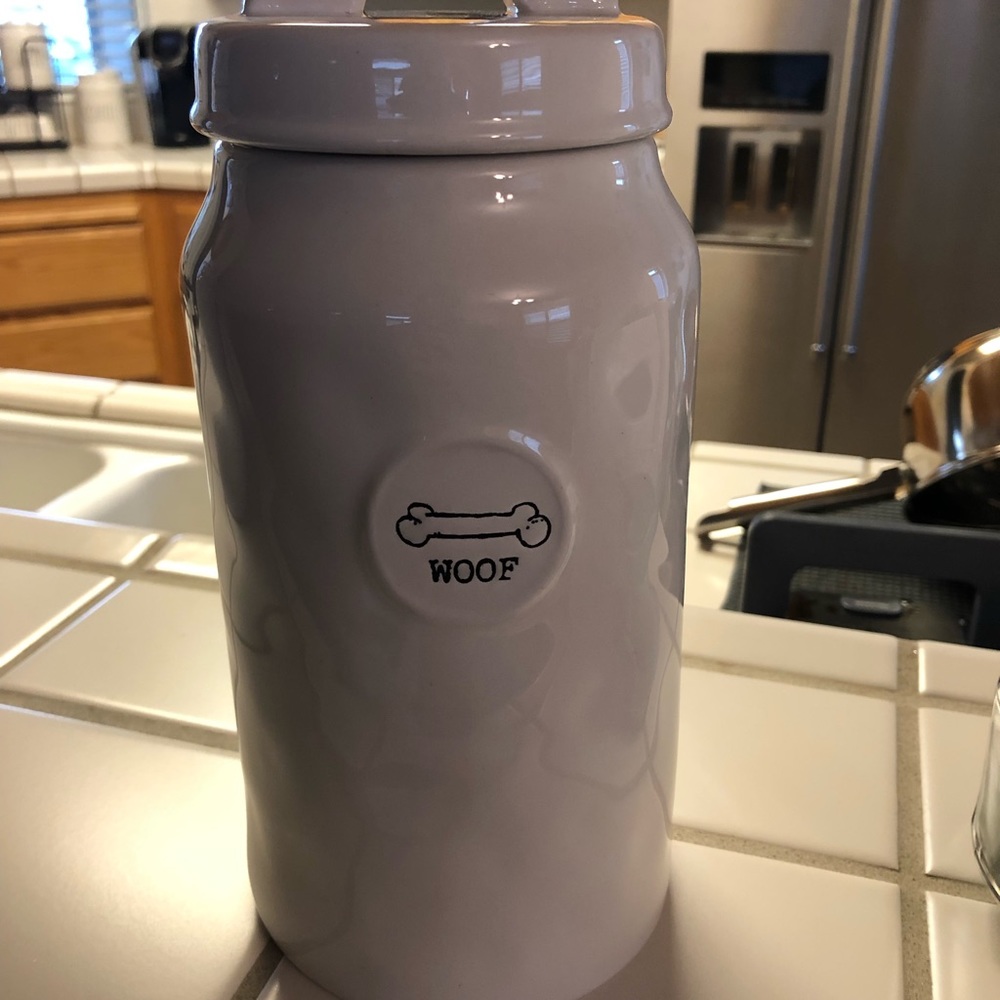 WOOF Canister